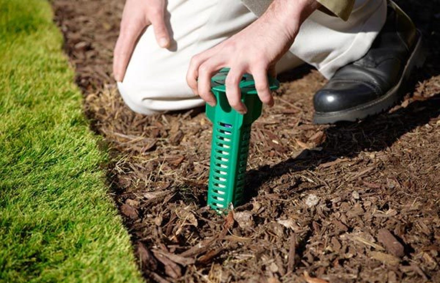 Installing the Sentricon AlwaysActive Termite Management System for termite treatment and termite control